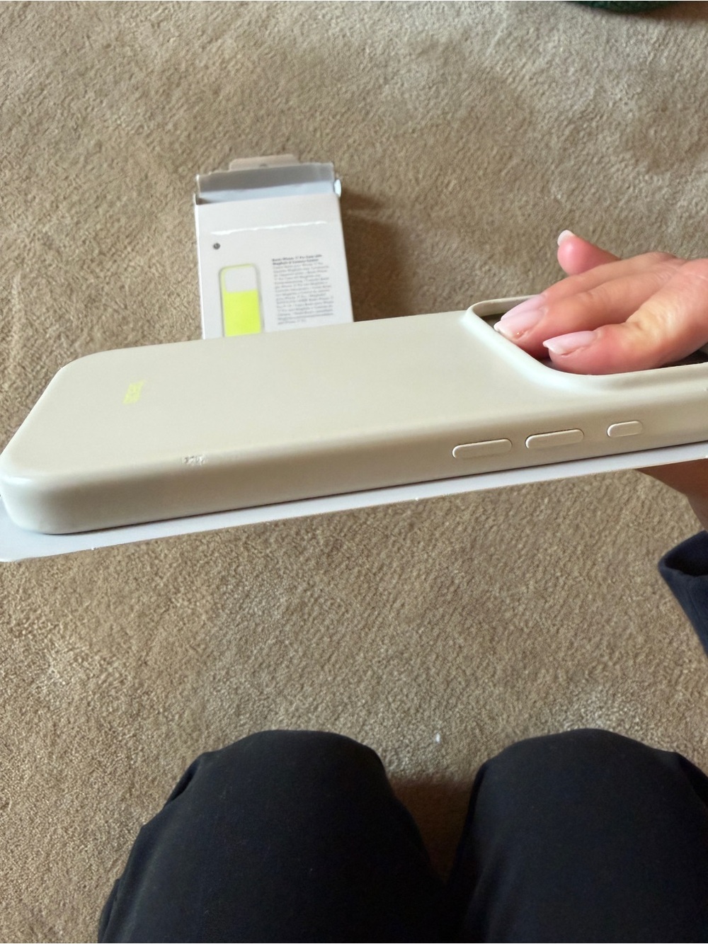 iPhone 17 Pro Beats Case - Picture 6 of 6